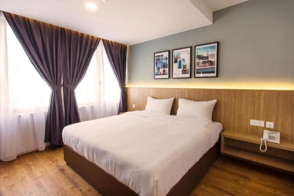 Hotel Insuna Johor Bahru Exteriör bild